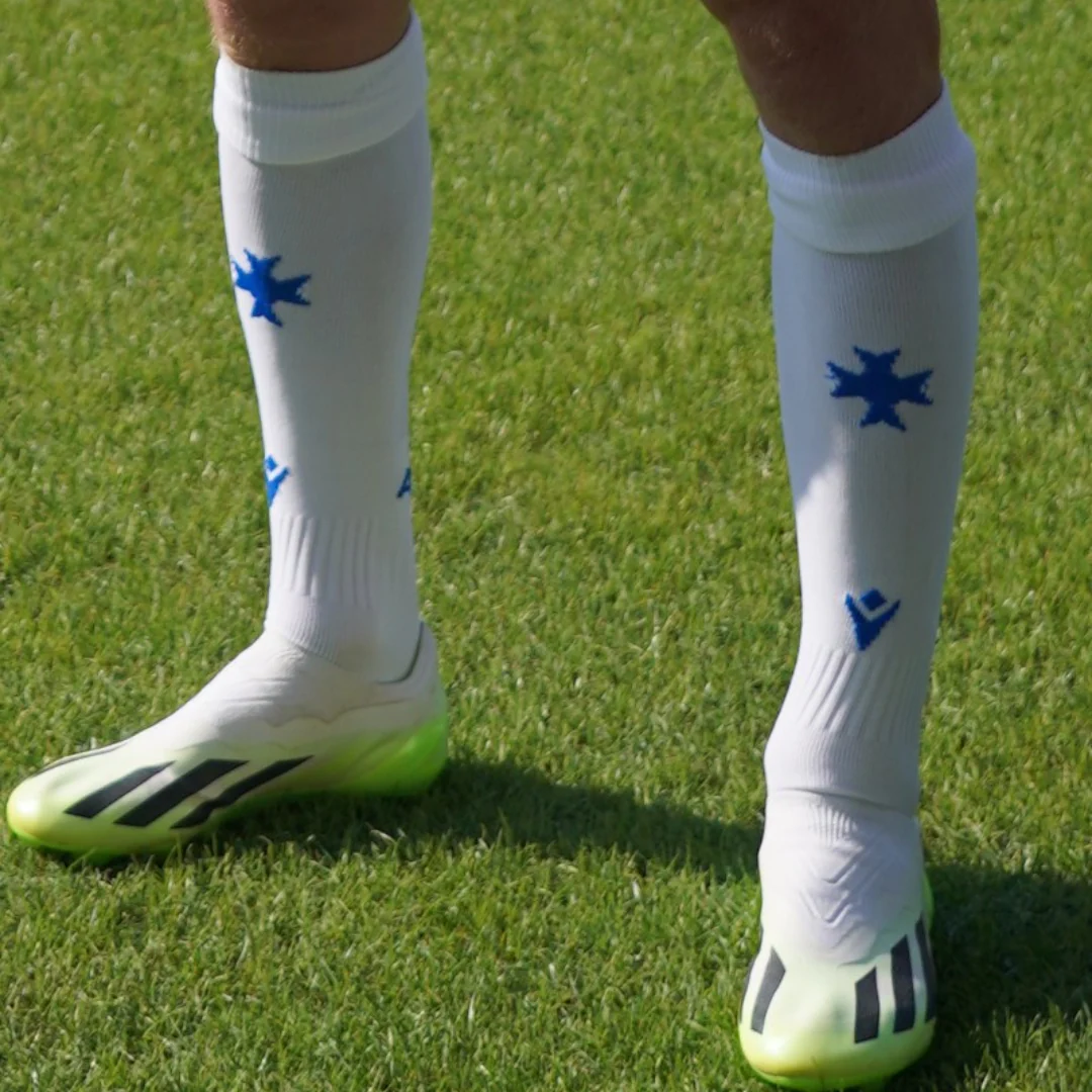 TENUES OFFICIELLES